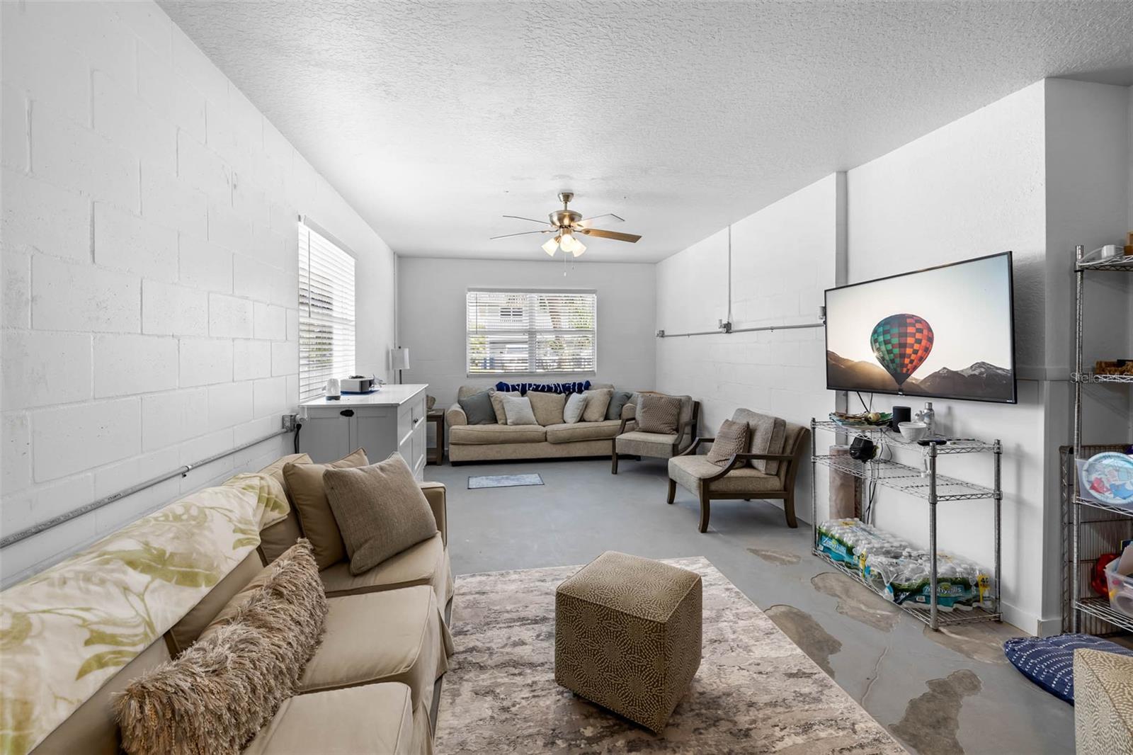 4464 NEPTUNE DR