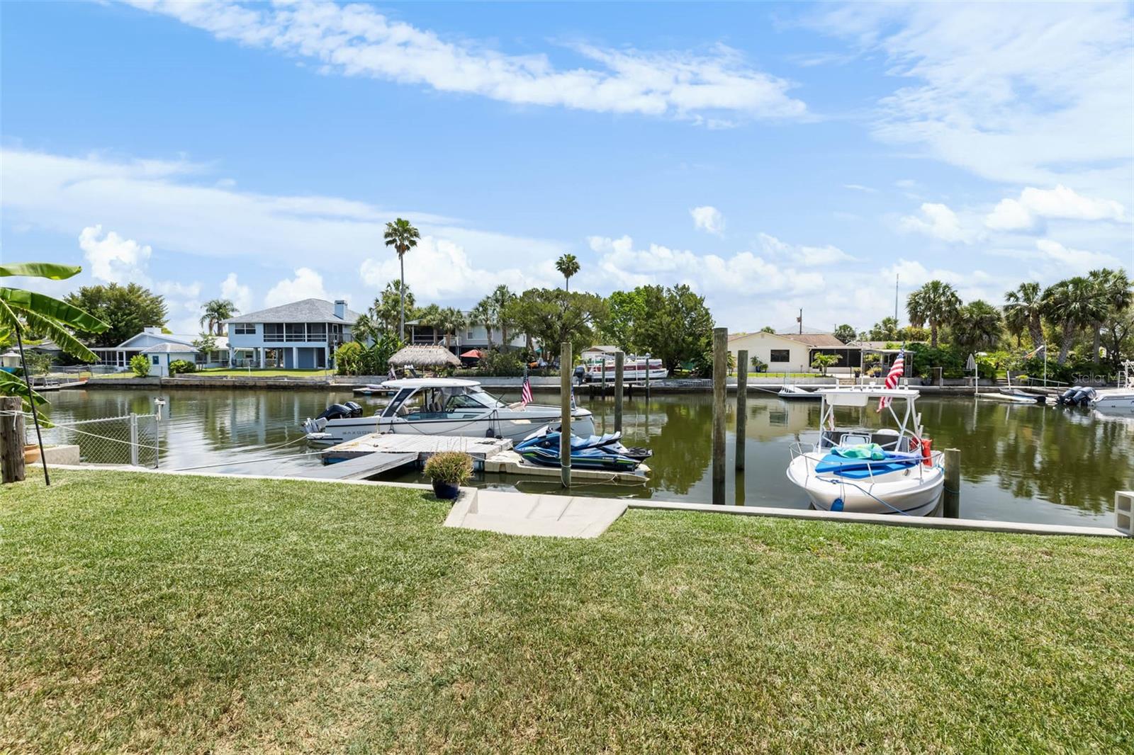 4464 NEPTUNE DR