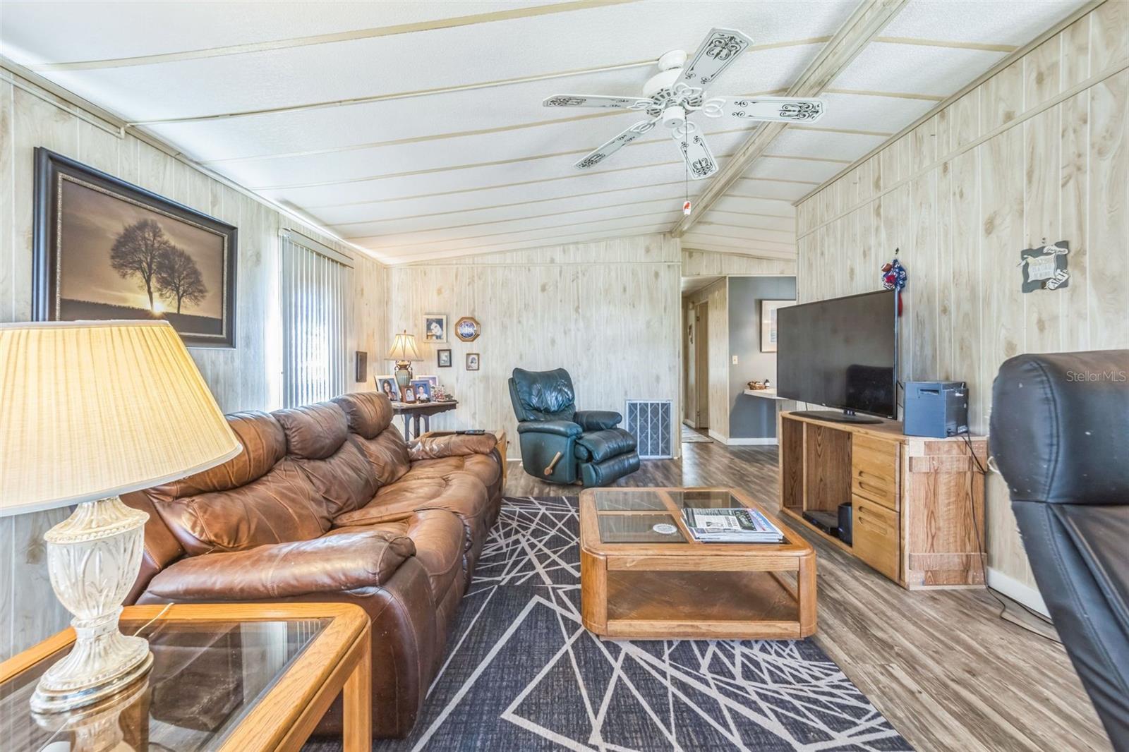 97 PARSON DR