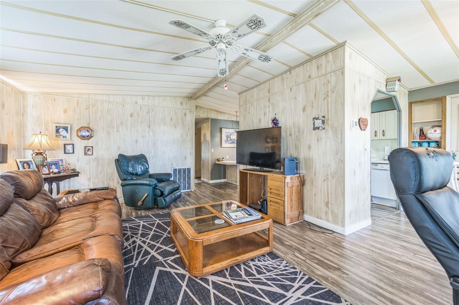 97 PARSON DR