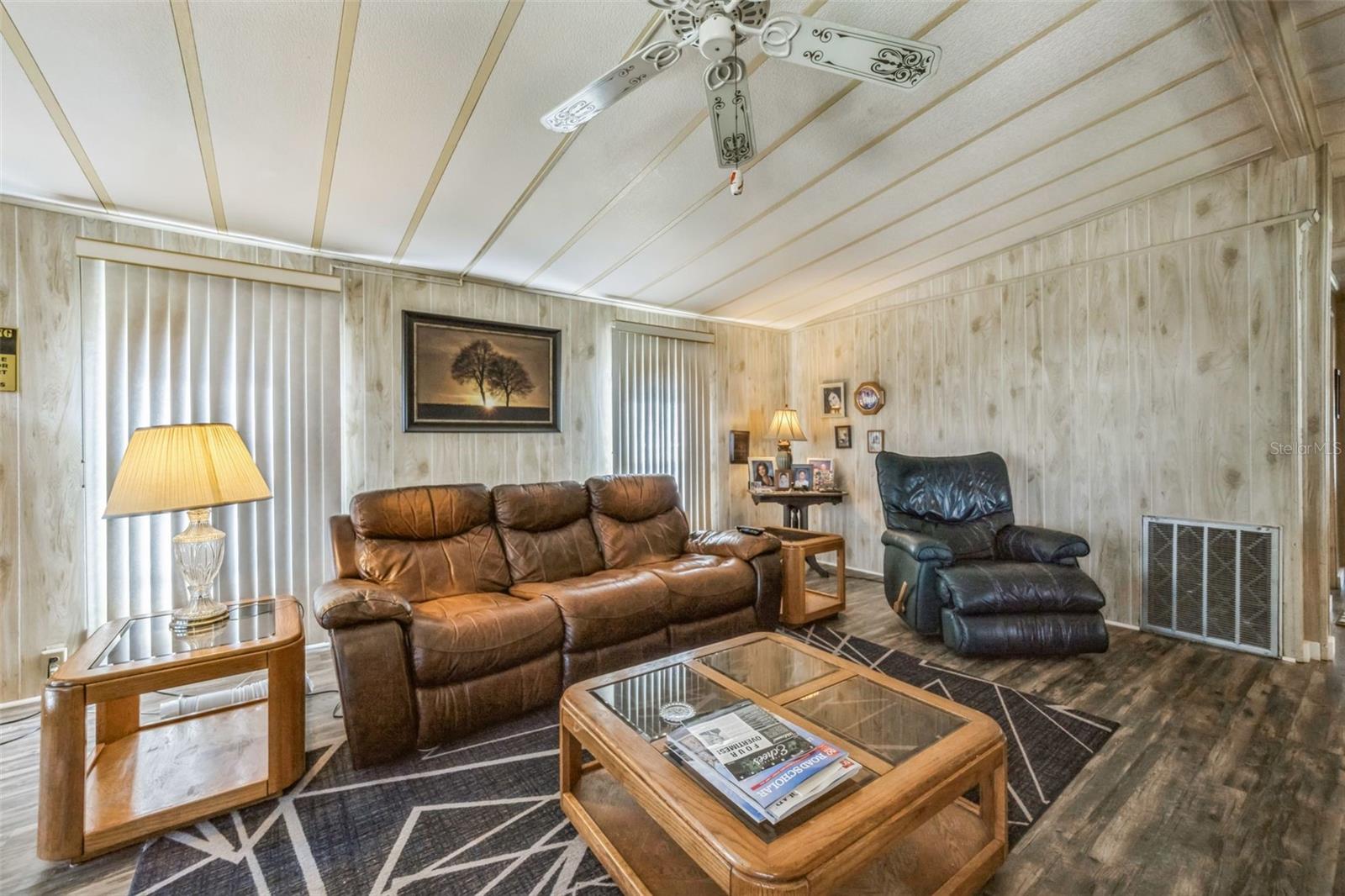 97 PARSON DR