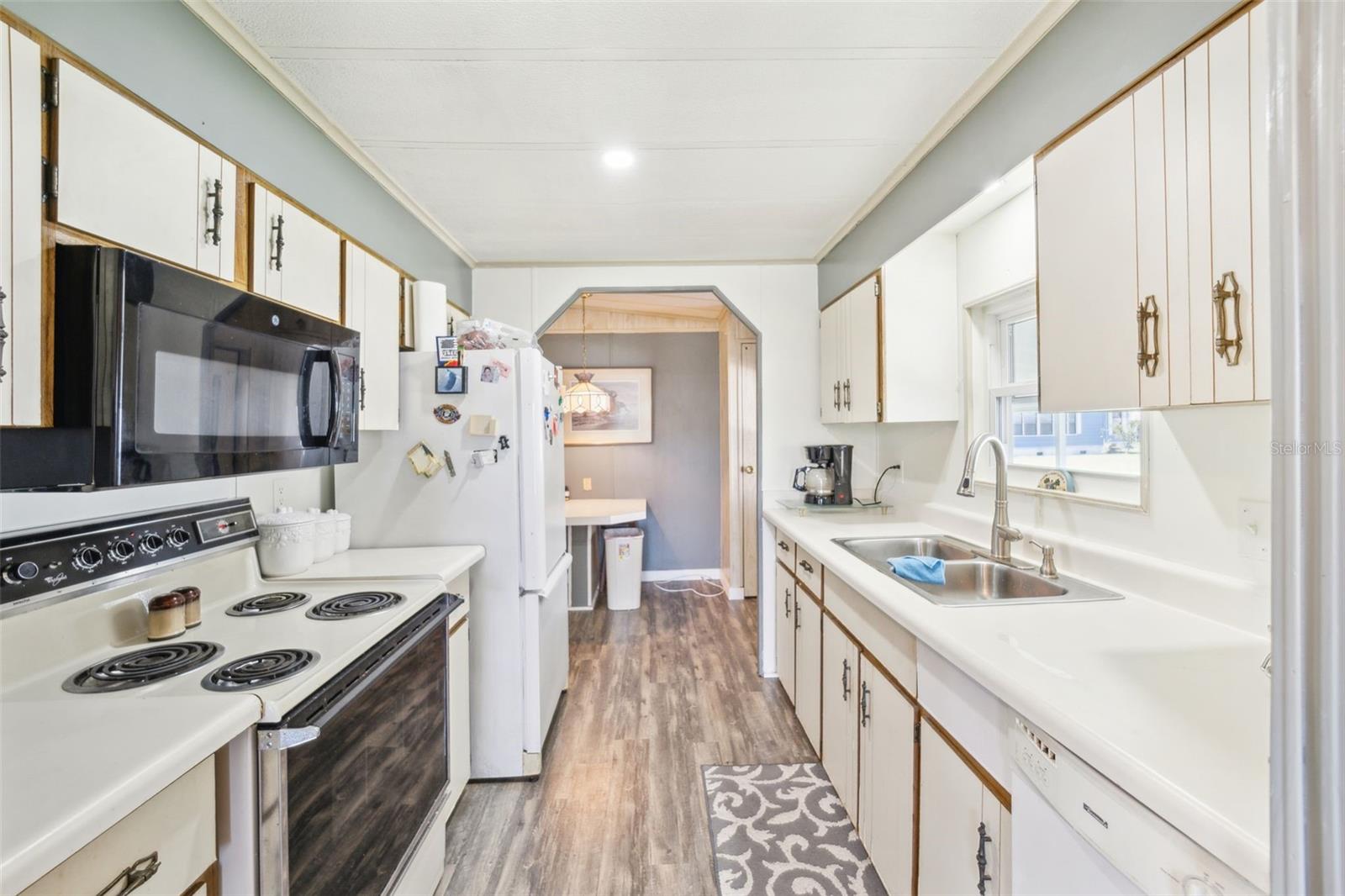 97 PARSON DR