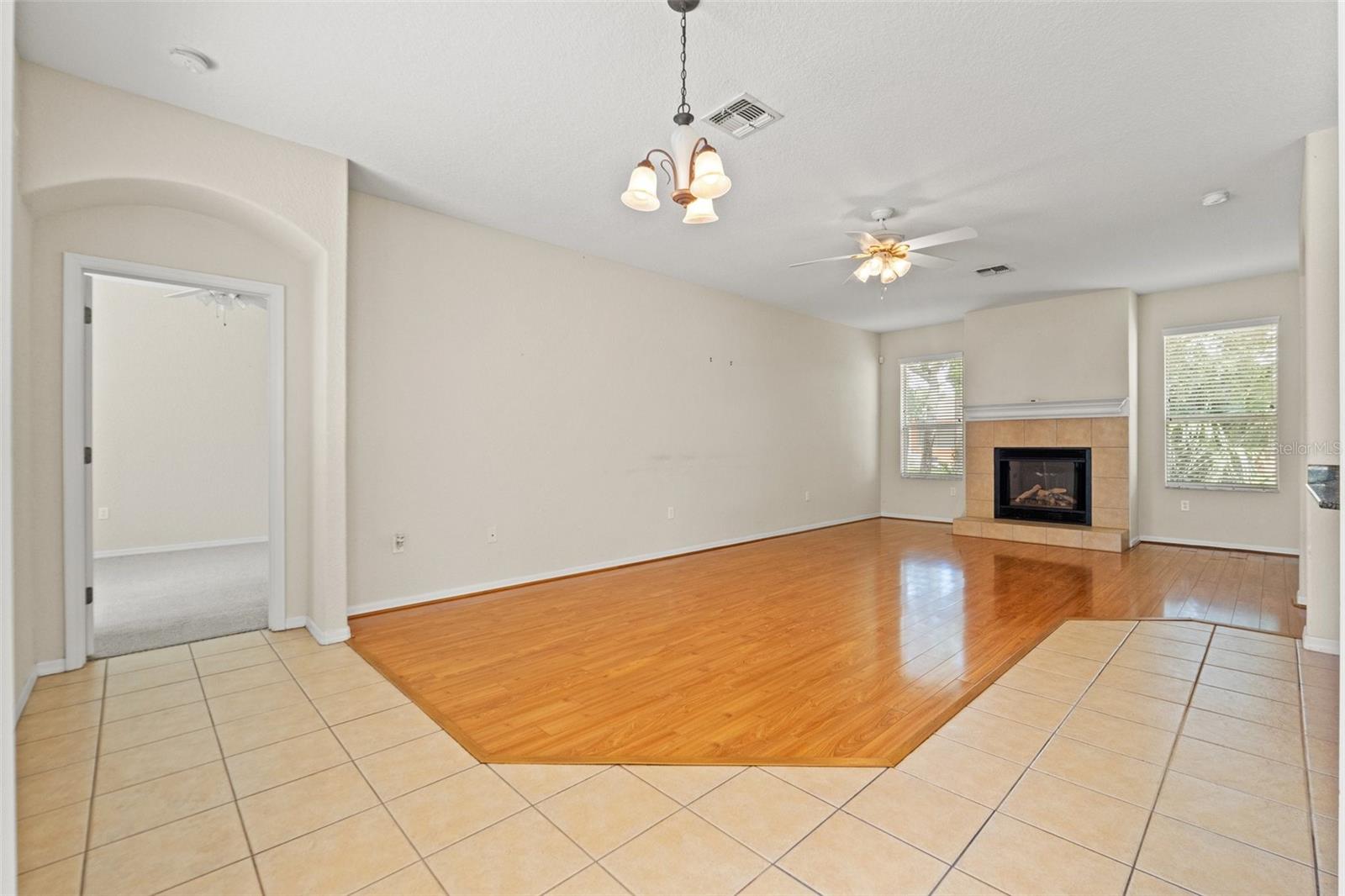 4619 BAYRIDGE CT