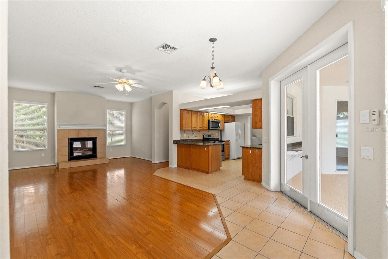 4619 BAYRIDGE CT