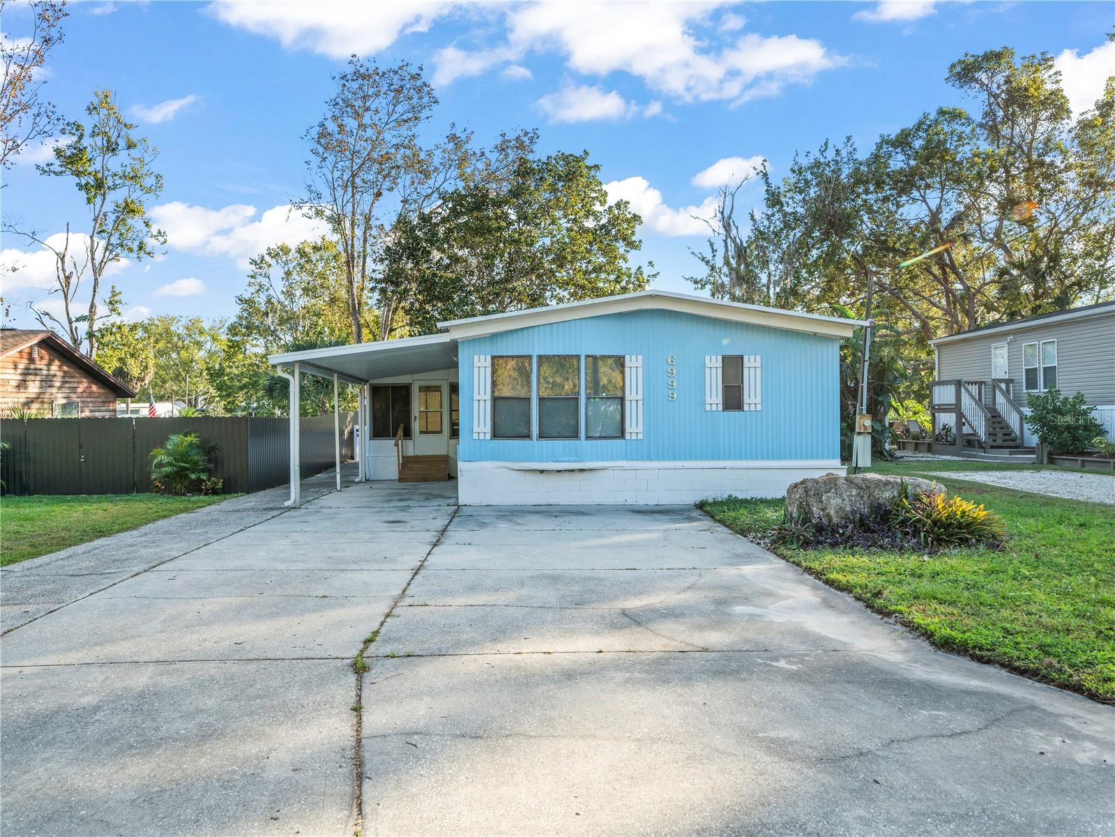 6999 E RICHARD DR