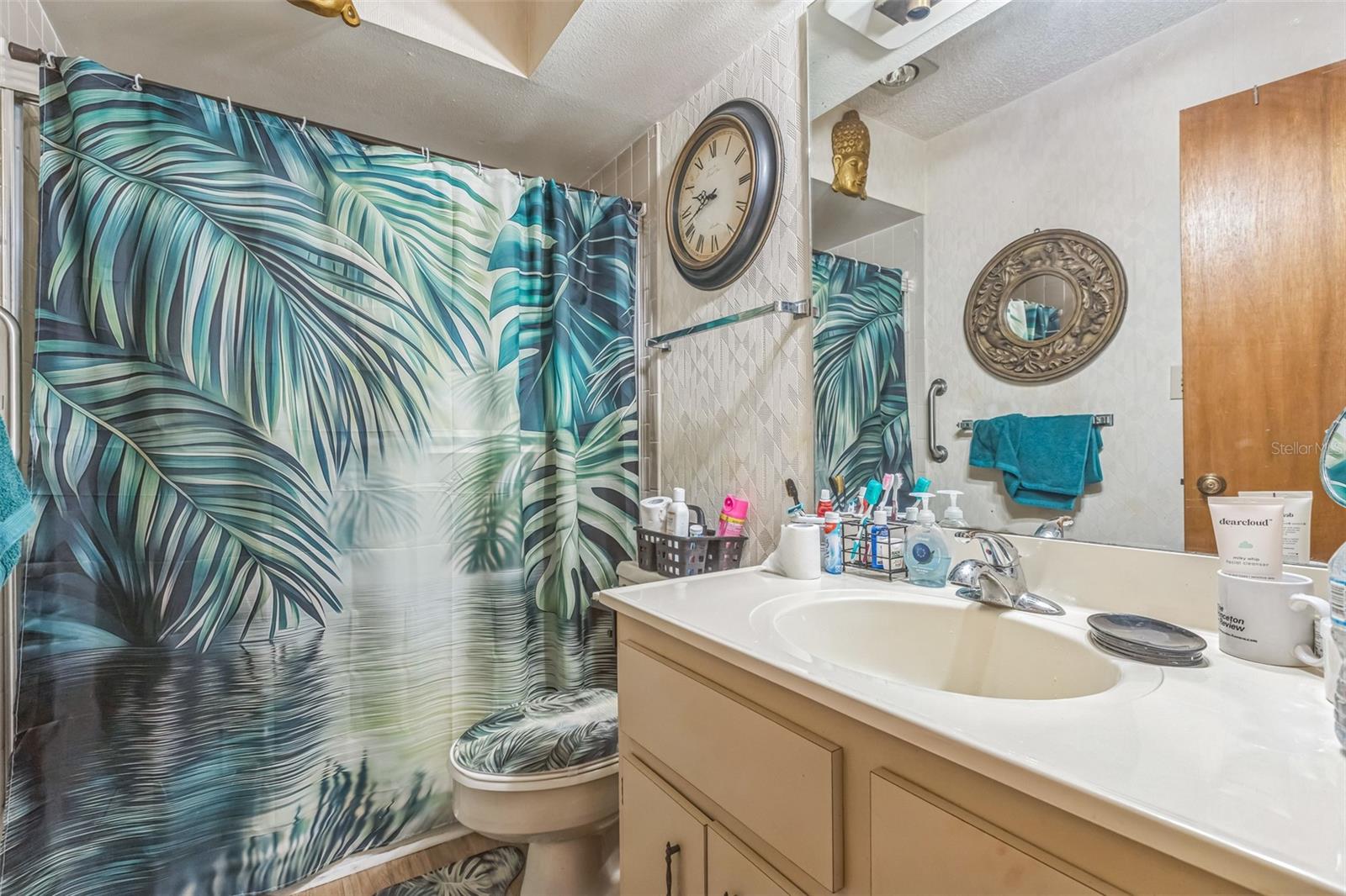 5225 IMPERIAL LAKES BLVD #9