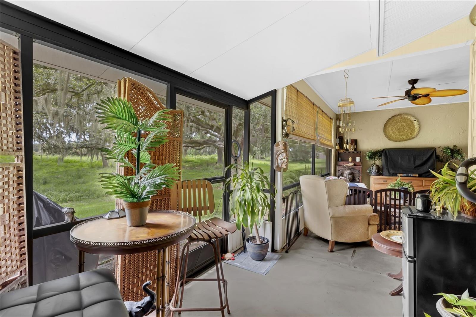 5225 IMPERIAL LAKES BLVD #9