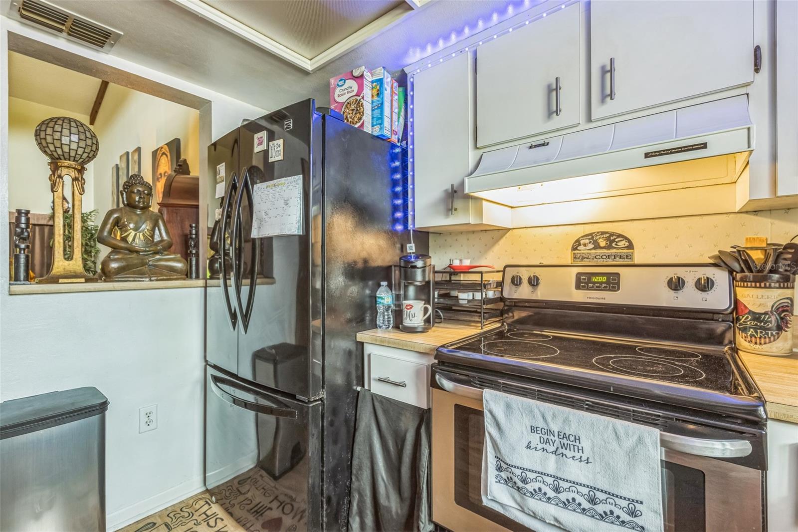 5225 IMPERIAL LAKES BLVD #9
