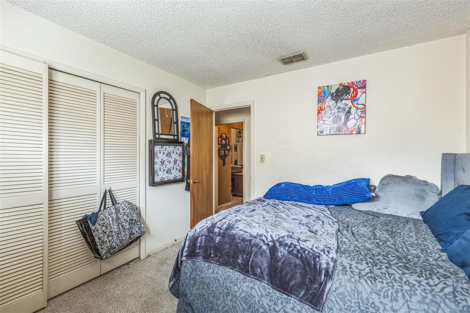 5225 IMPERIAL LAKES BLVD #9