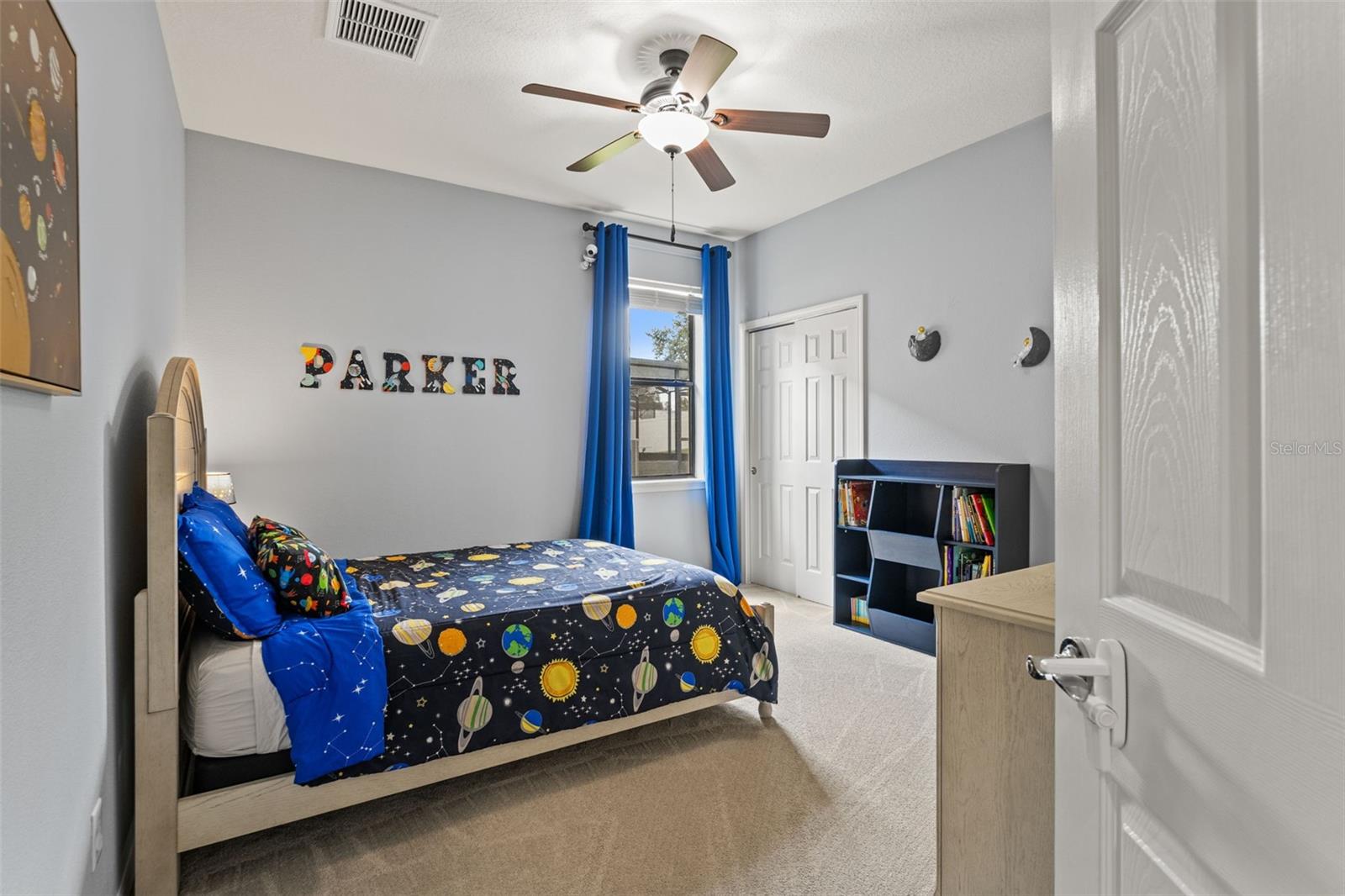 2226 LANDSIDE DR