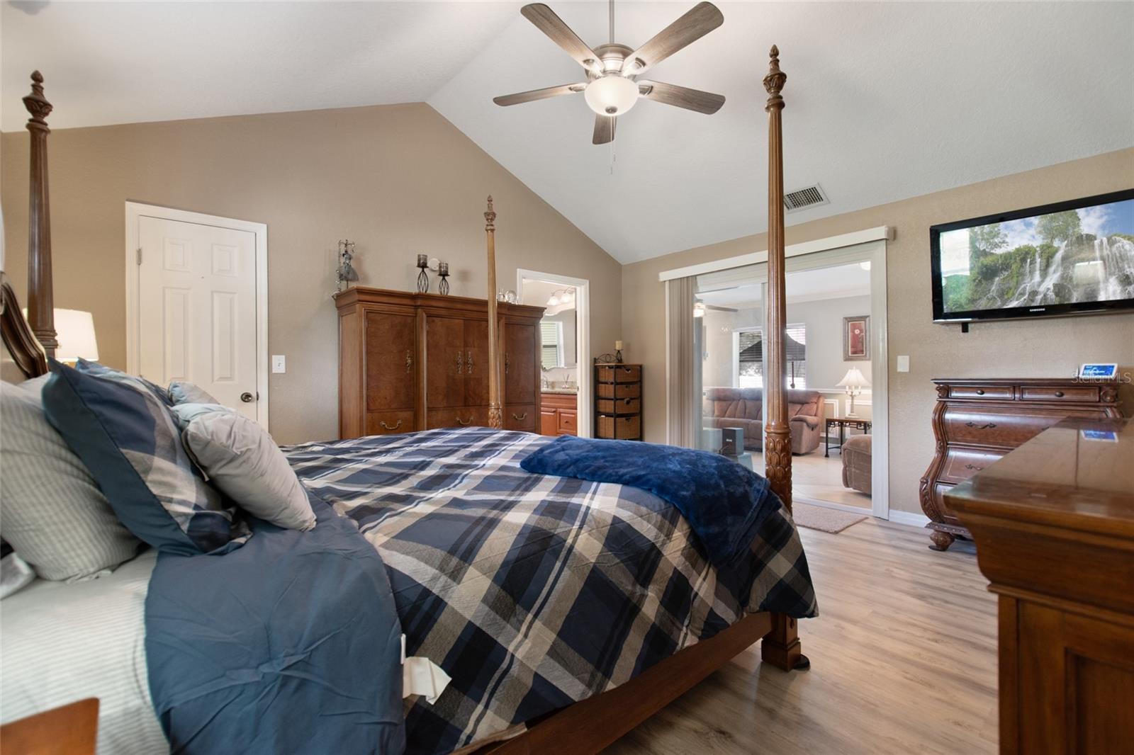 105 HAINESPORT DR