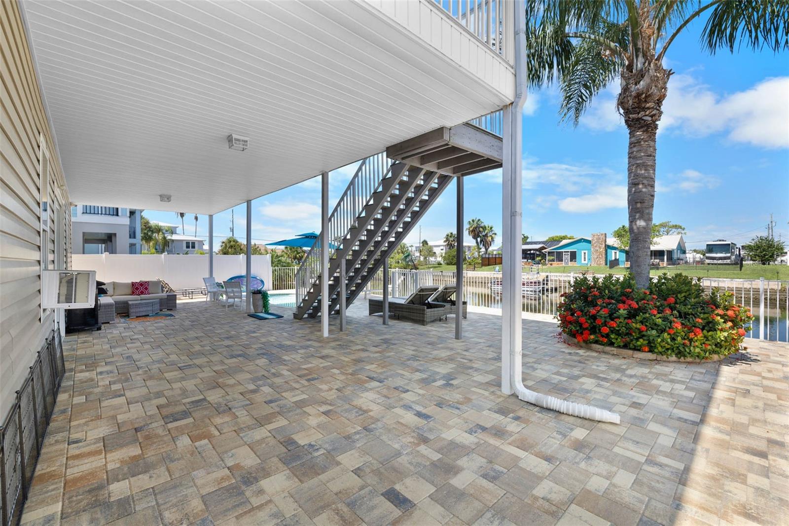 4387 2ND ISLE DR