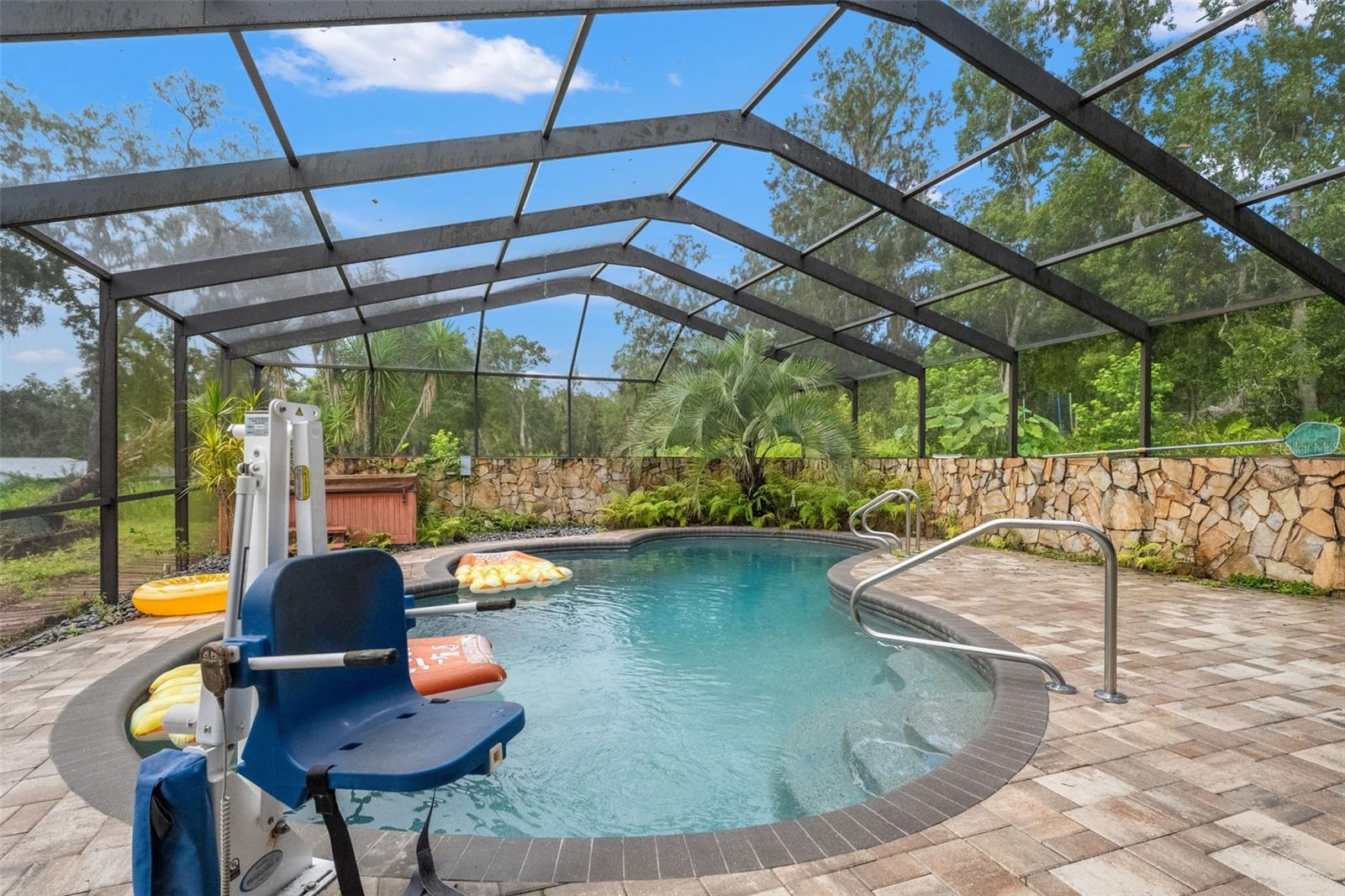 4063 BASEBALL POND RD