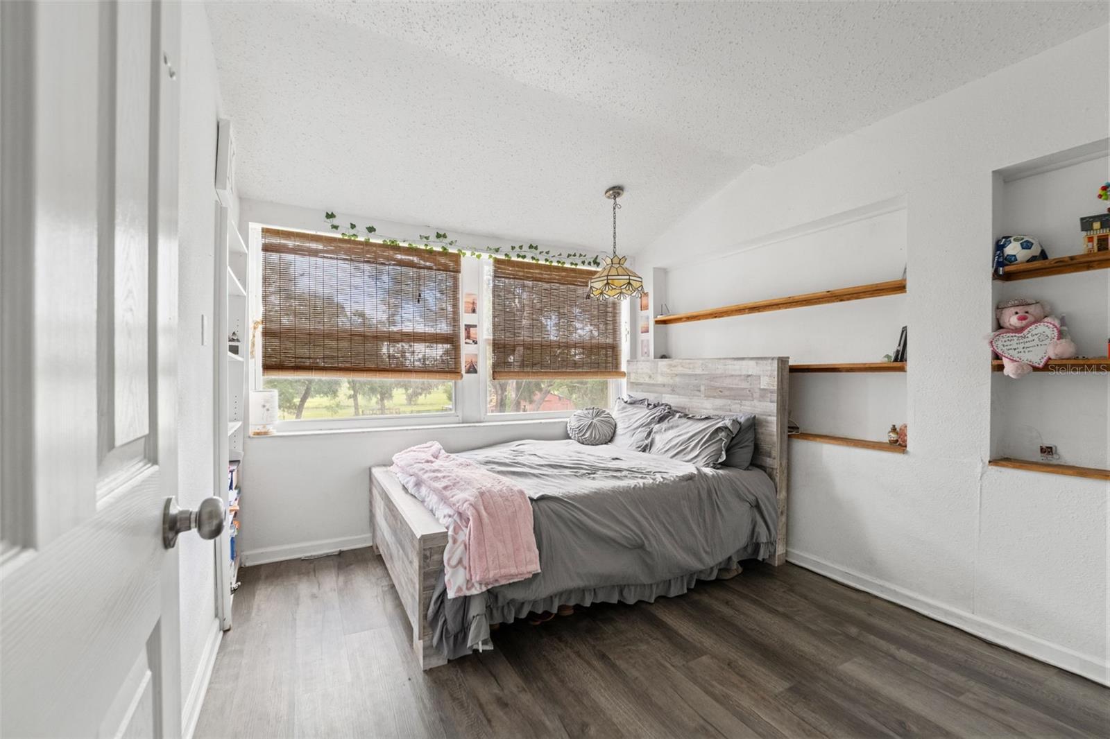 4063 BASEBALL POND RD