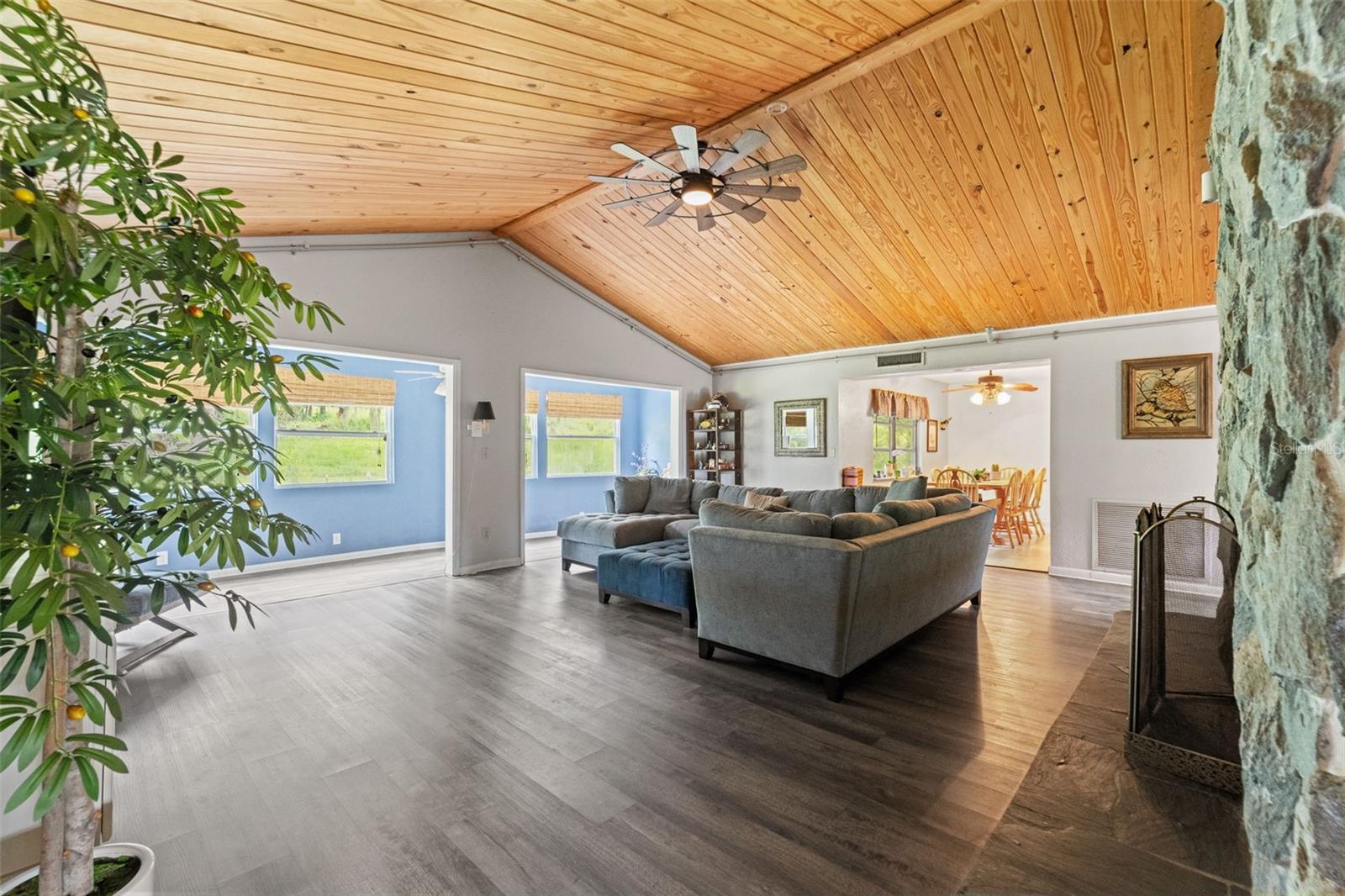 4063 BASEBALL POND RD