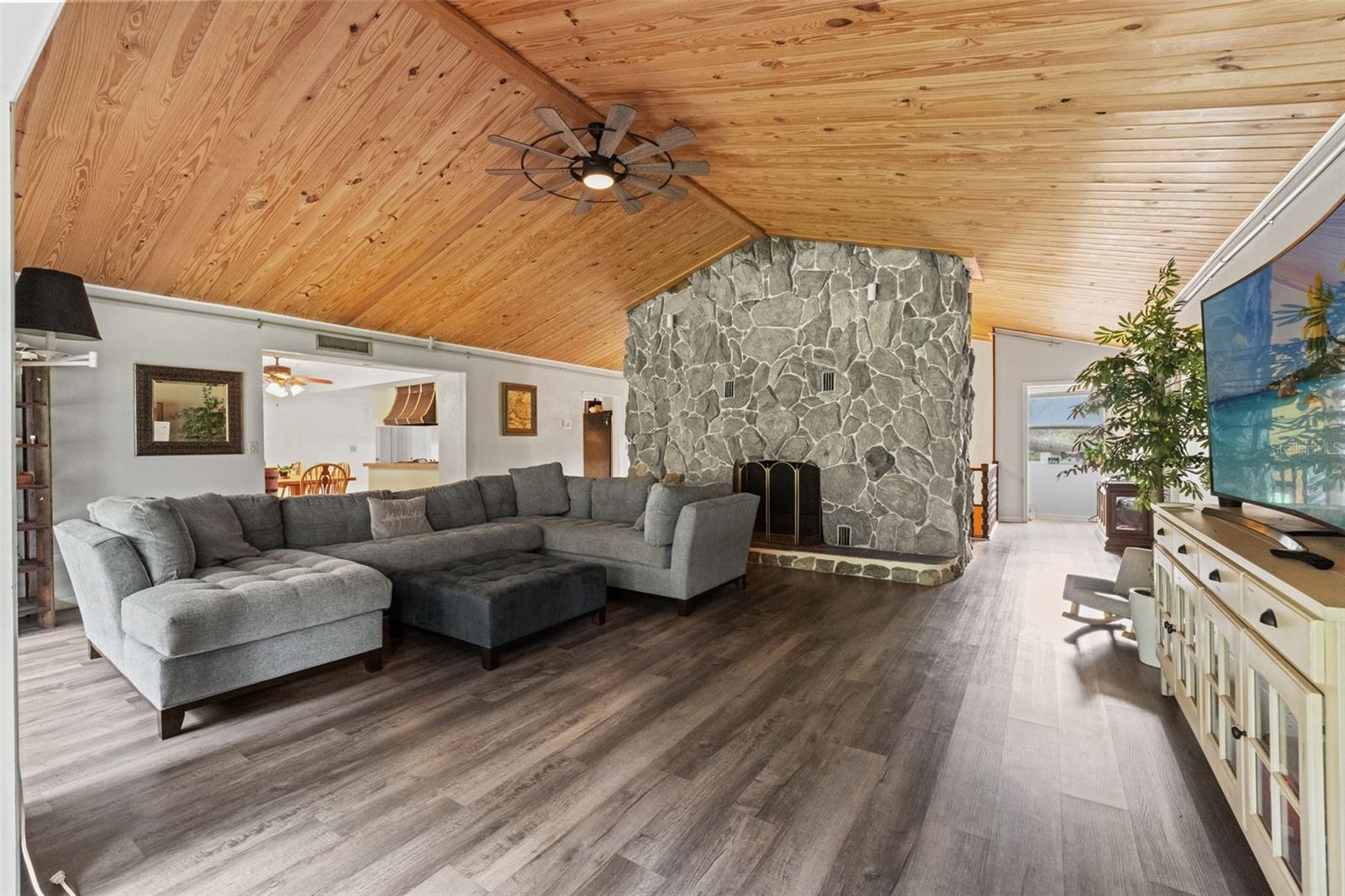 4063 BASEBALL POND RD