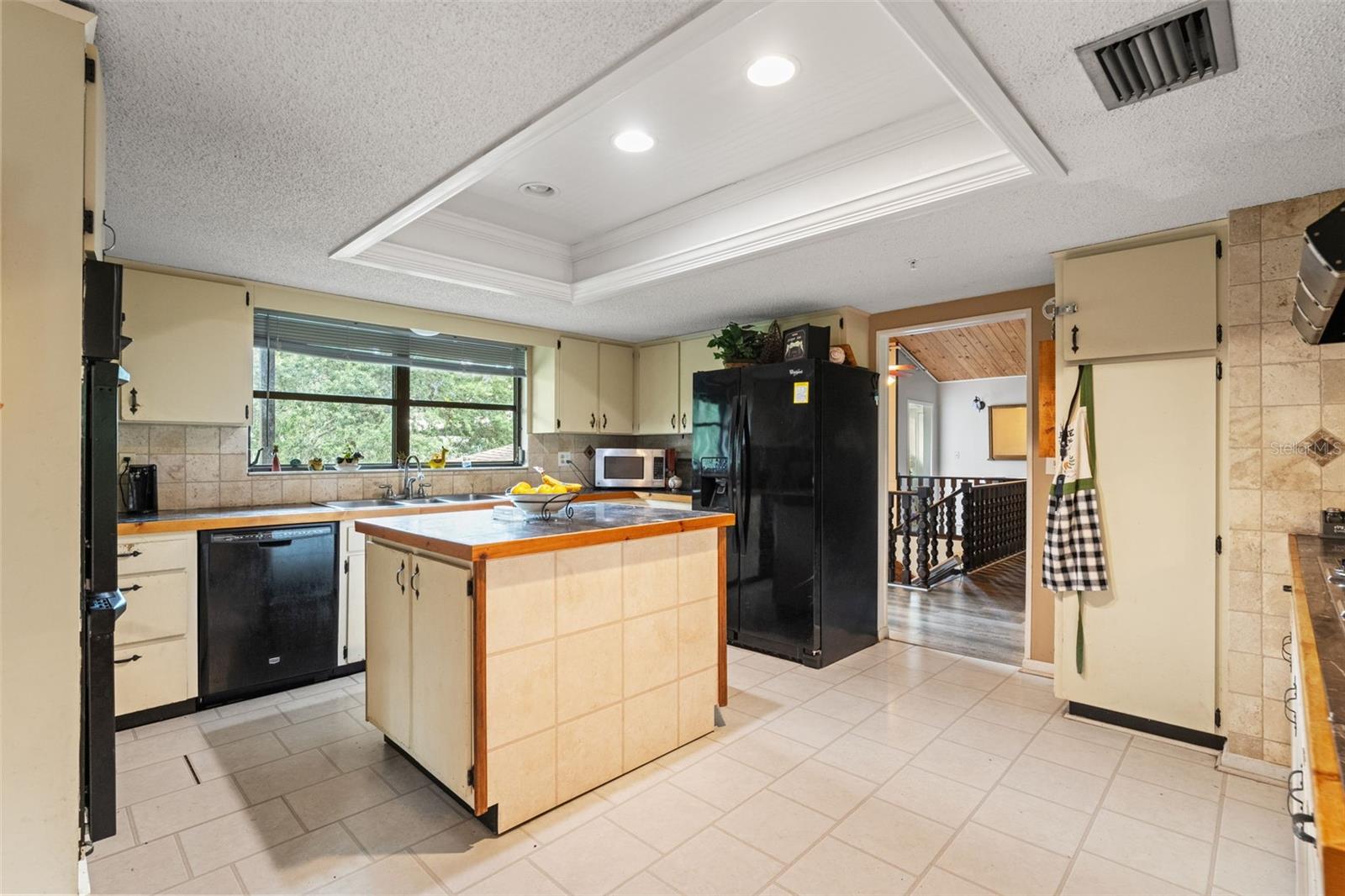 4063 BASEBALL POND RD