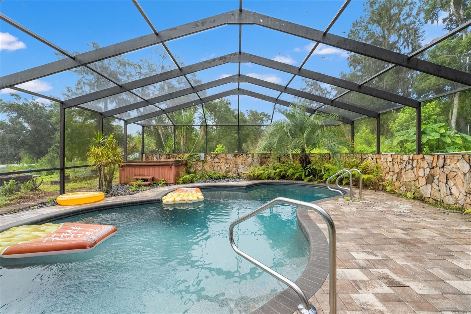 4063 BASEBALL POND RD