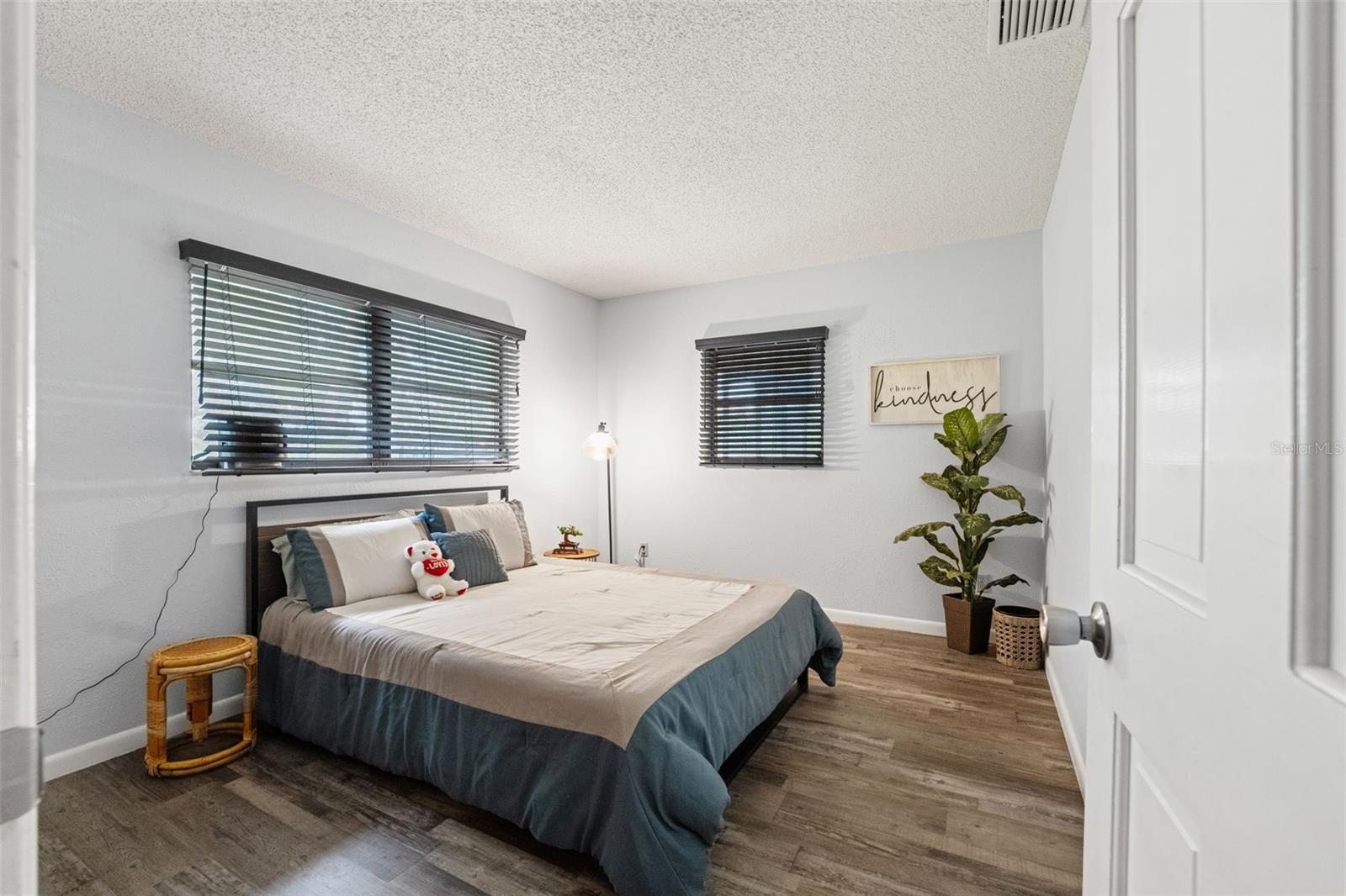 4063 BASEBALL POND RD