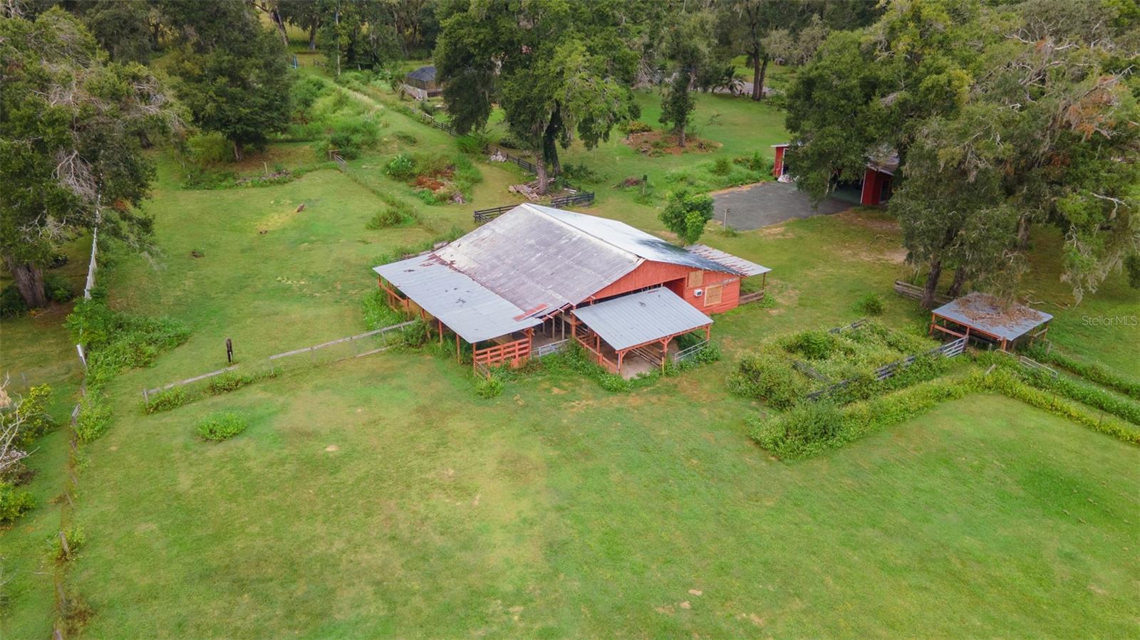 4063 BASEBALL POND RD