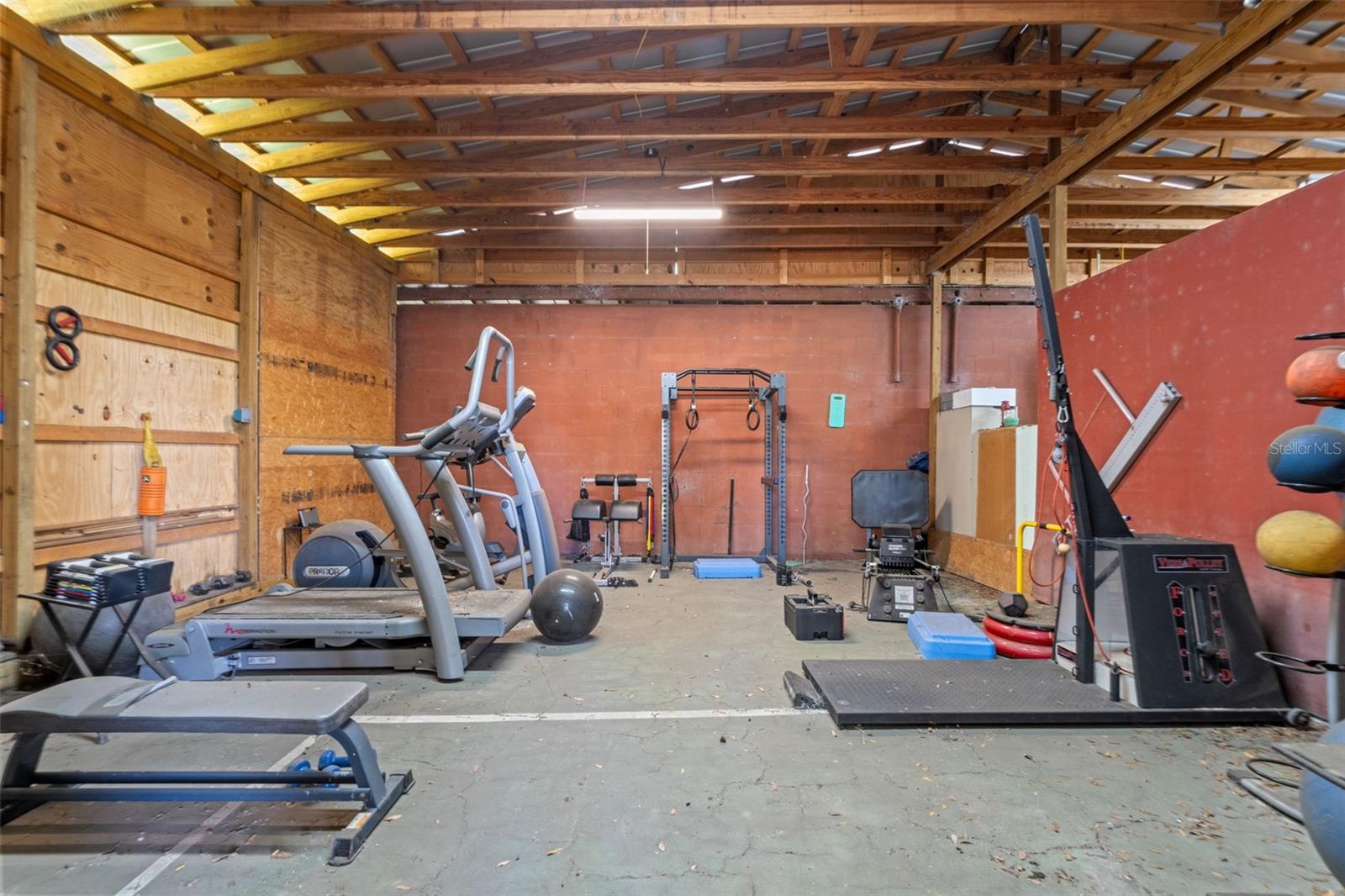 4063 BASEBALL POND RD