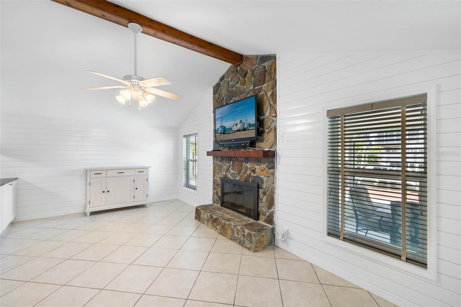 7313 HATTERAS DR