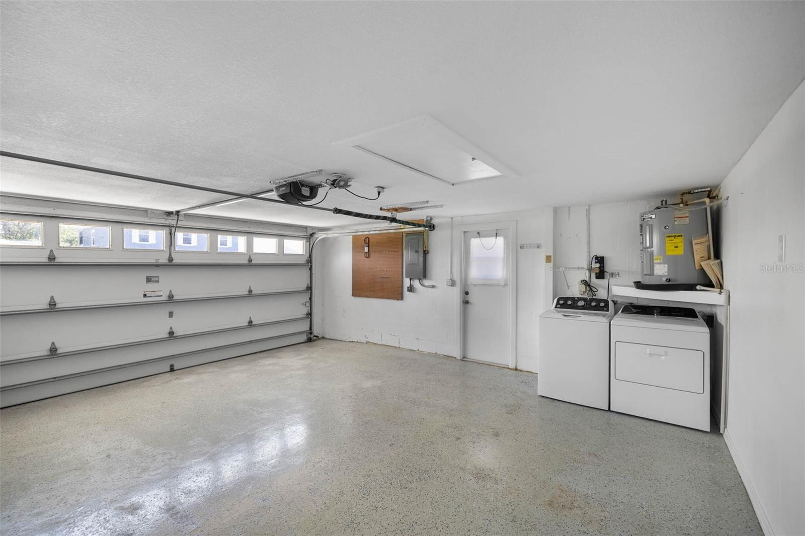 7313 HATTERAS DR