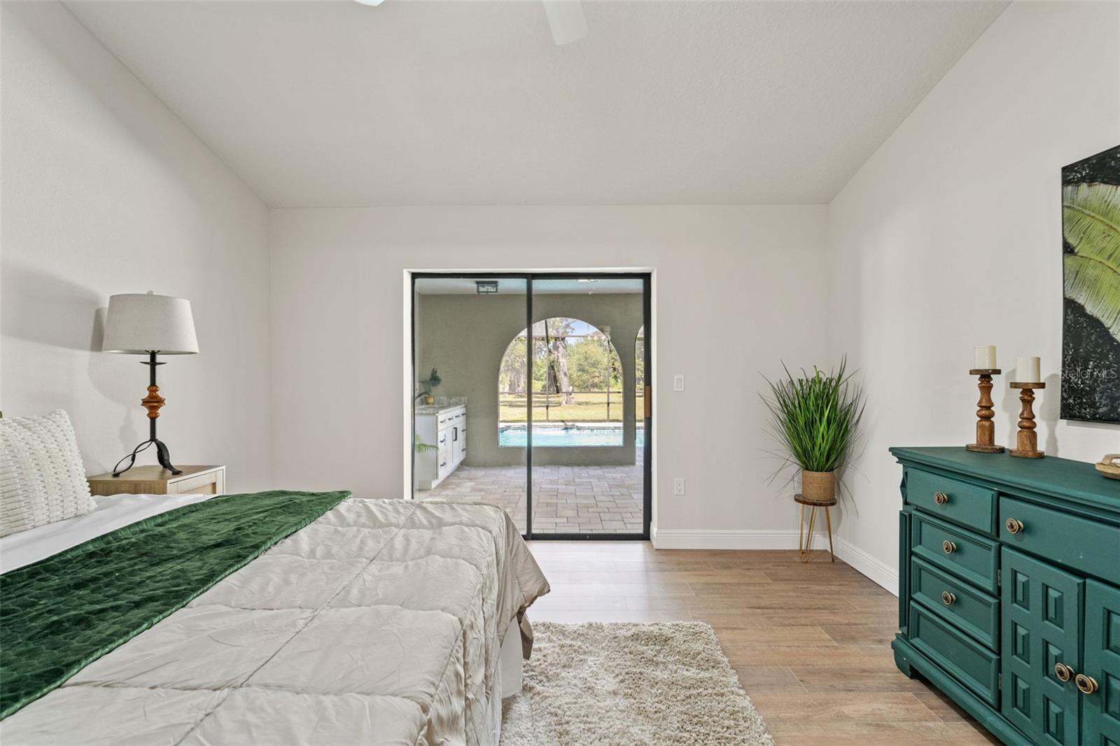 3385 SPRING PARK WAY