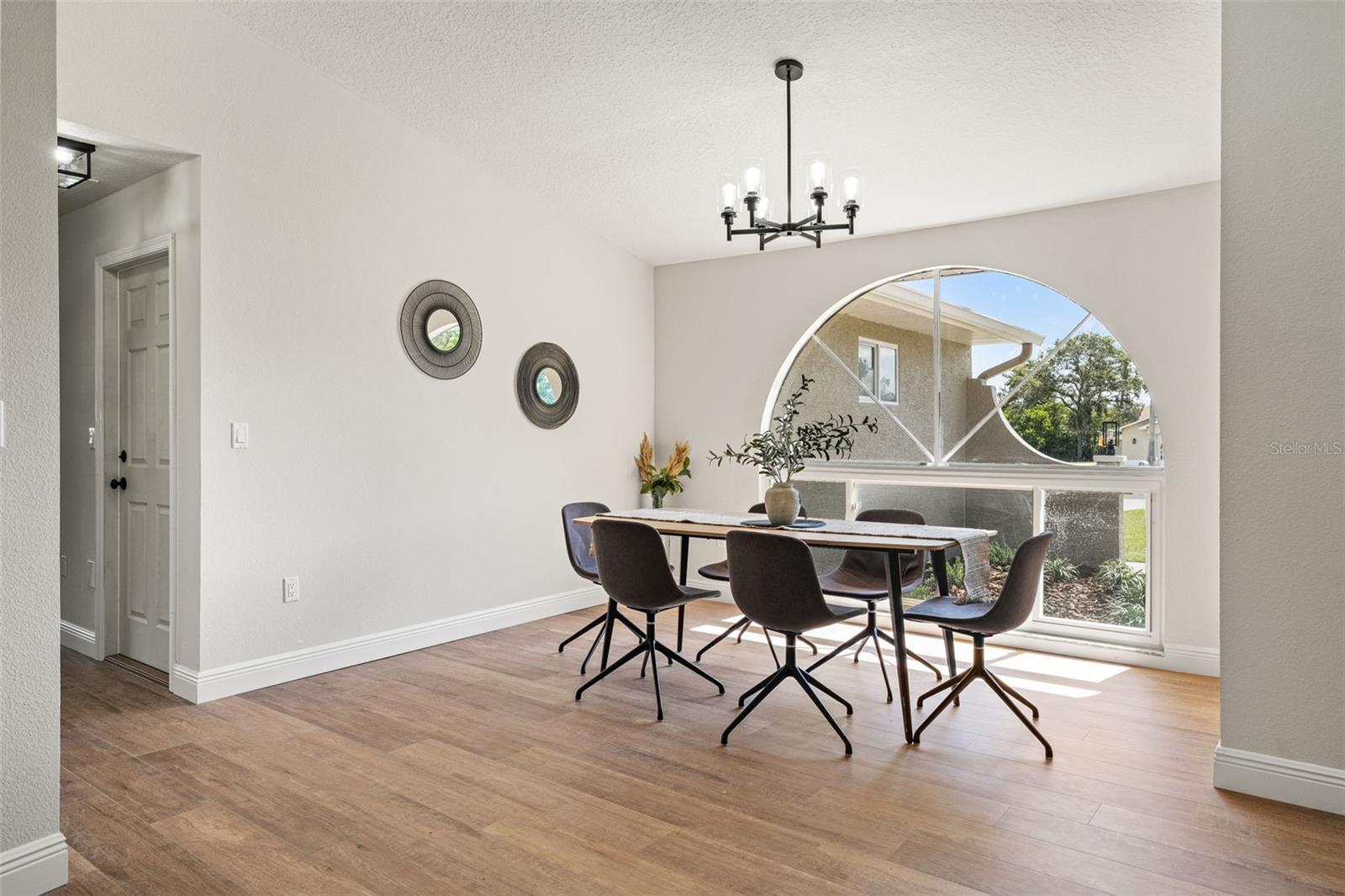 3385 SPRING PARK WAY