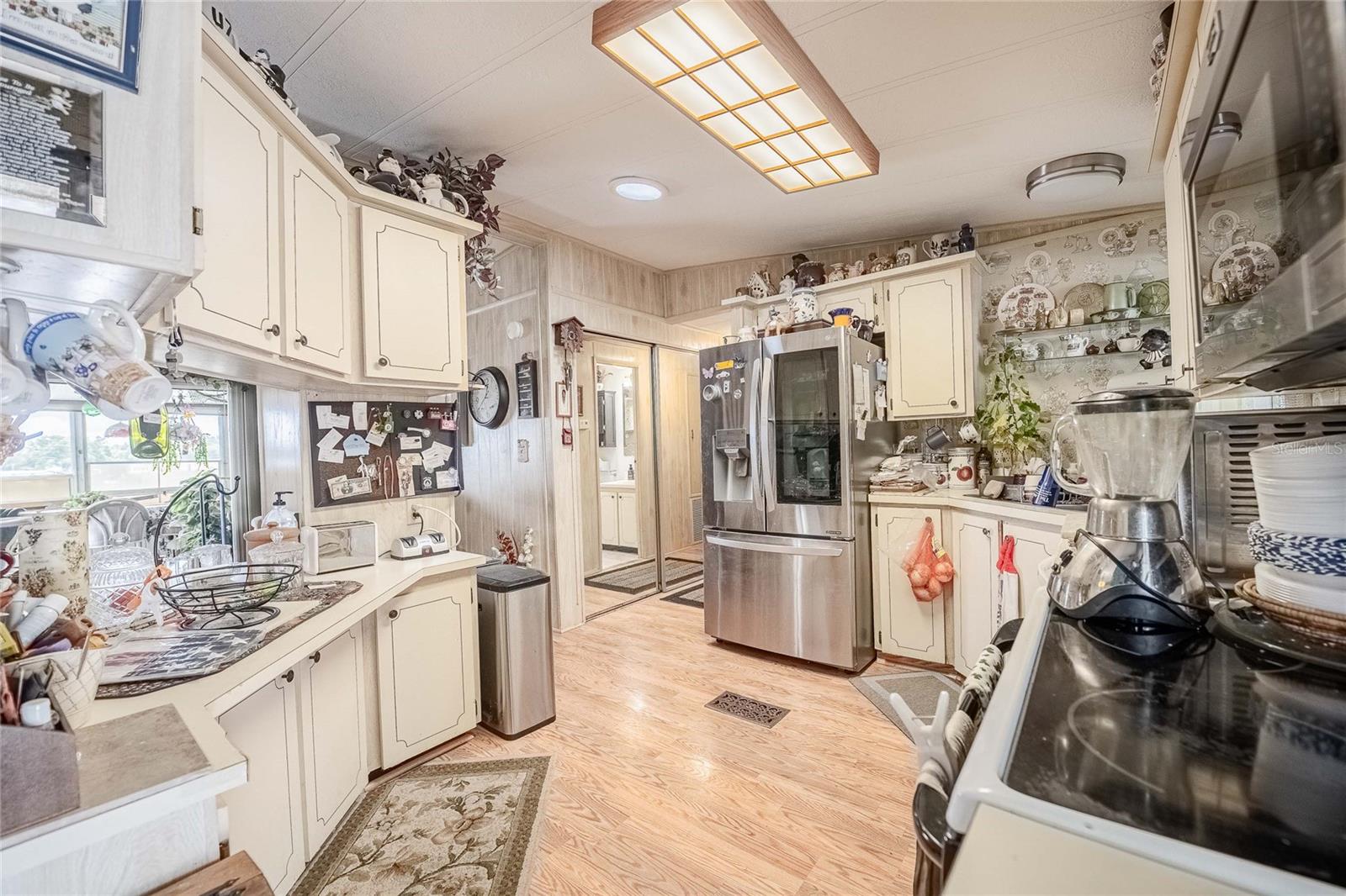 2055 S FLORAL AVE #306