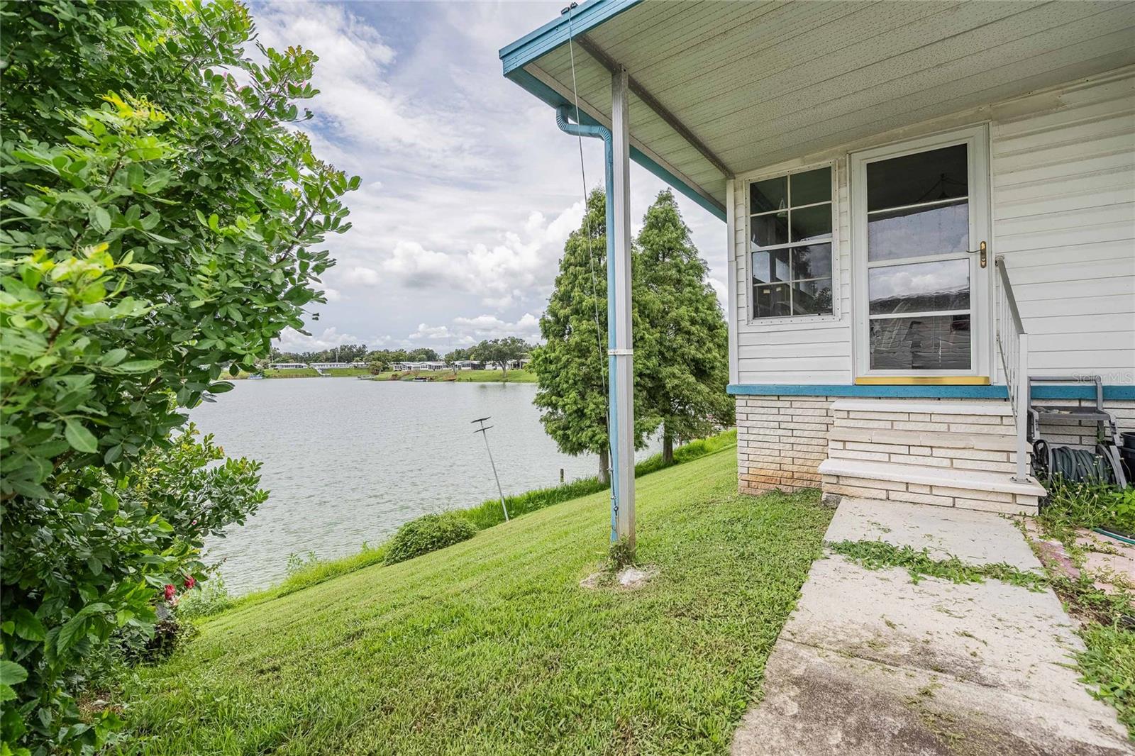 2055 S FLORAL AVE #306