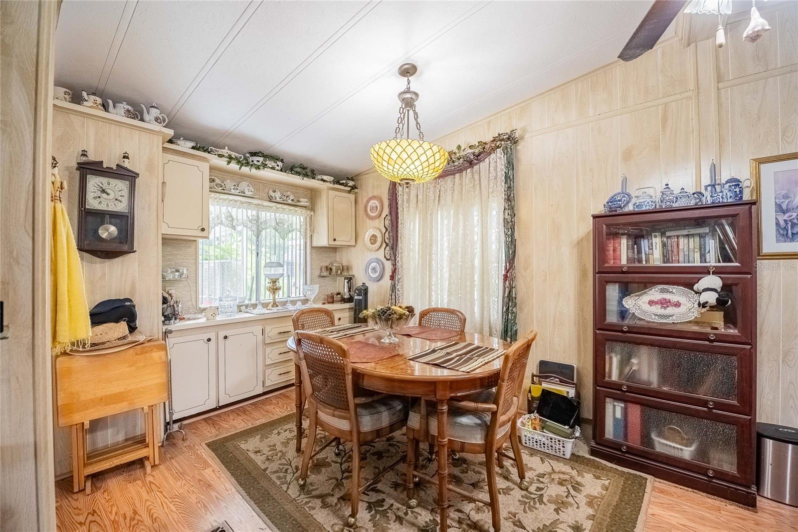 2055 S FLORAL AVE #306