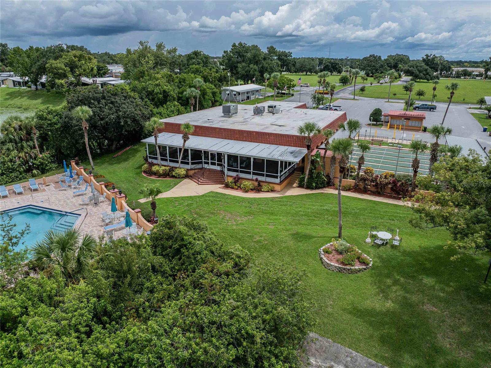 2055 S FLORAL AVE #306