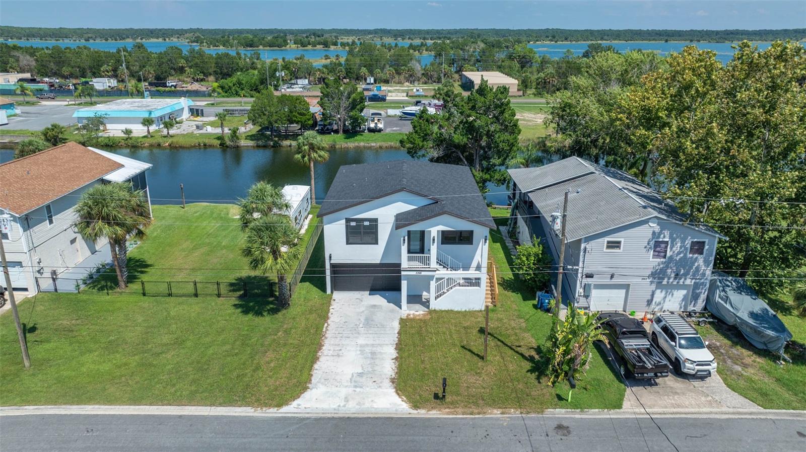 3368 FERNLEAF DR