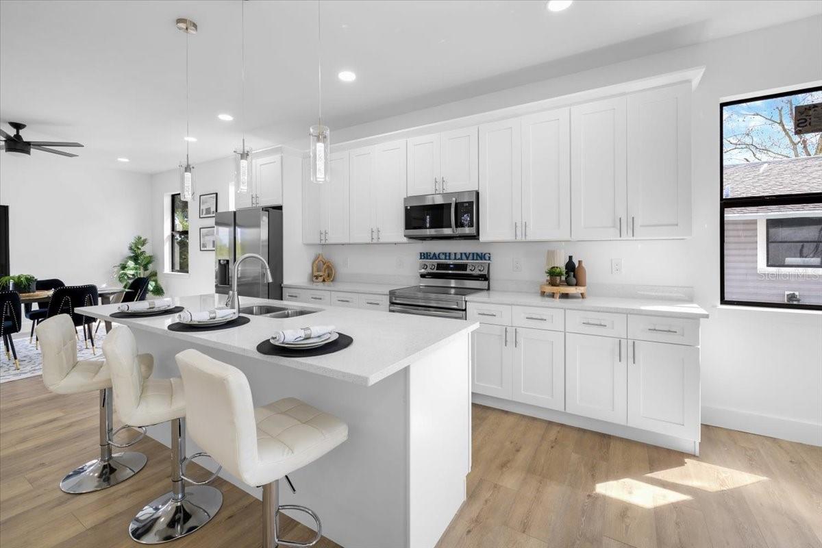 3368 FERNLEAF DR