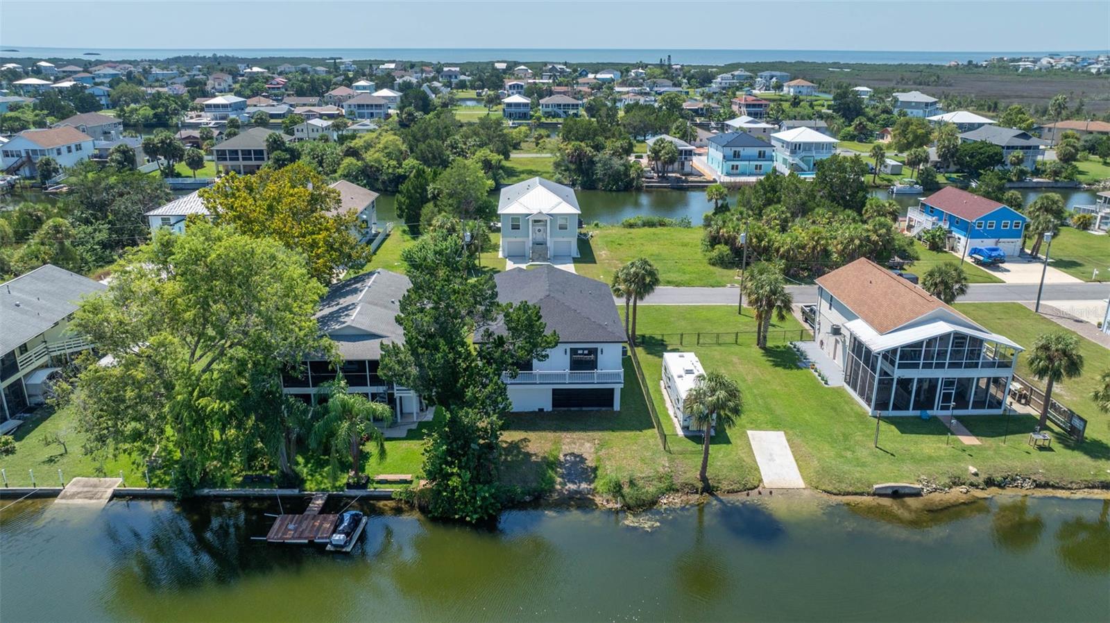 3368 FERNLEAF DR