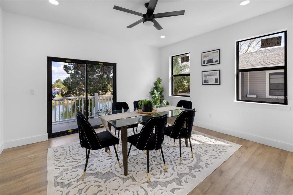 3368 FERNLEAF DR