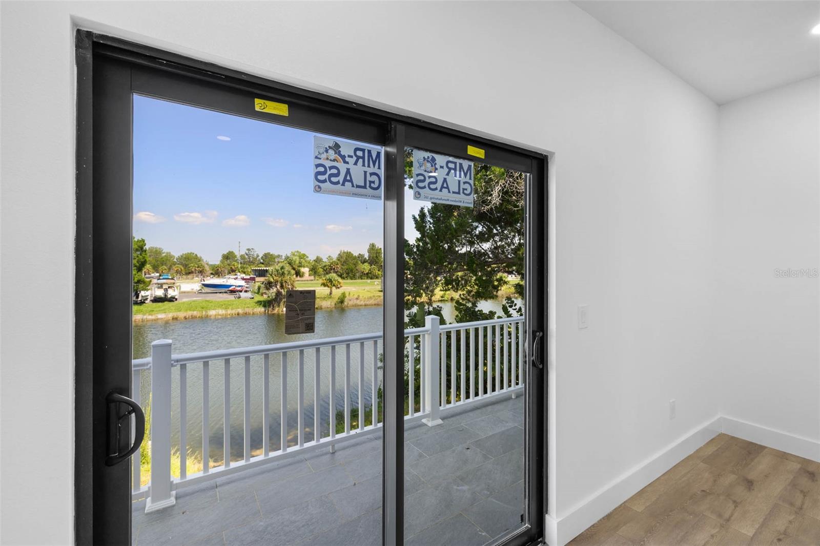 3368 FERNLEAF DR