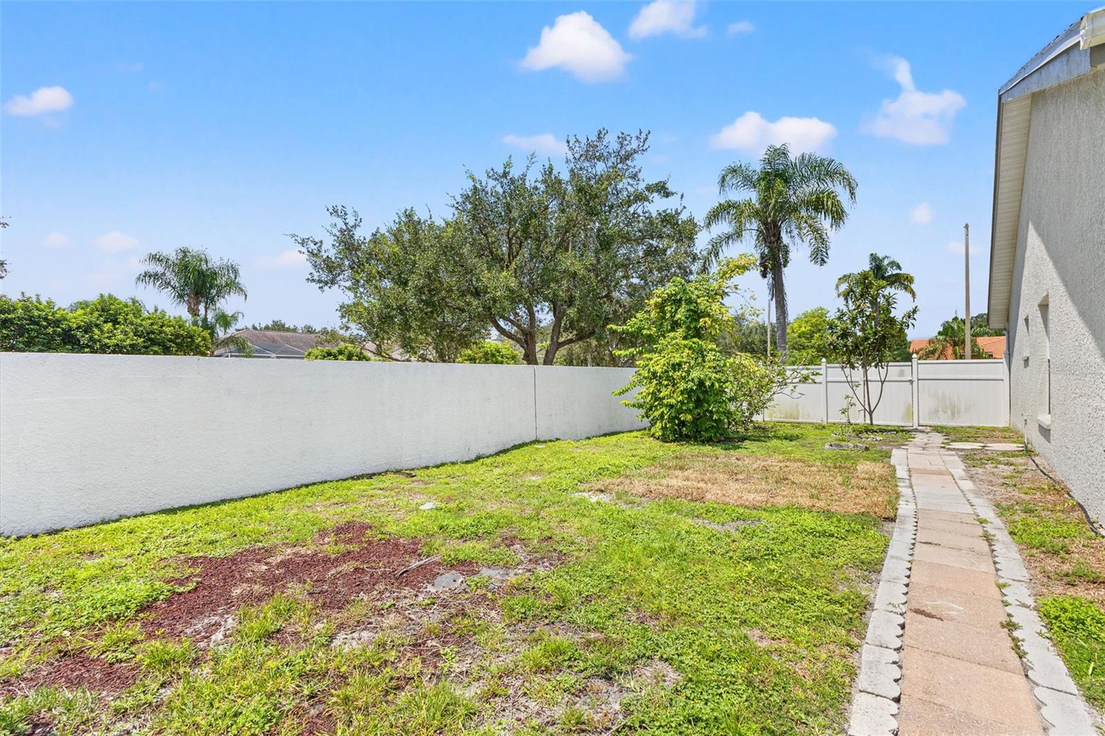 8801 CHESTERTON PL