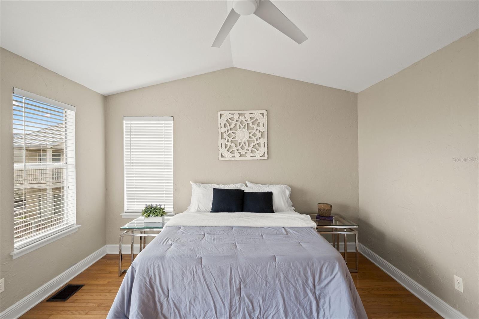 3416 CYPRESS HEAD CT