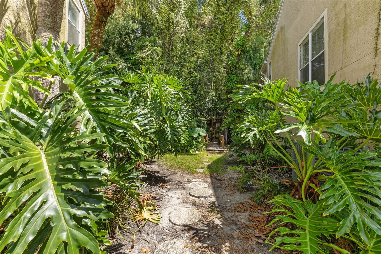 3416 CYPRESS HEAD CT