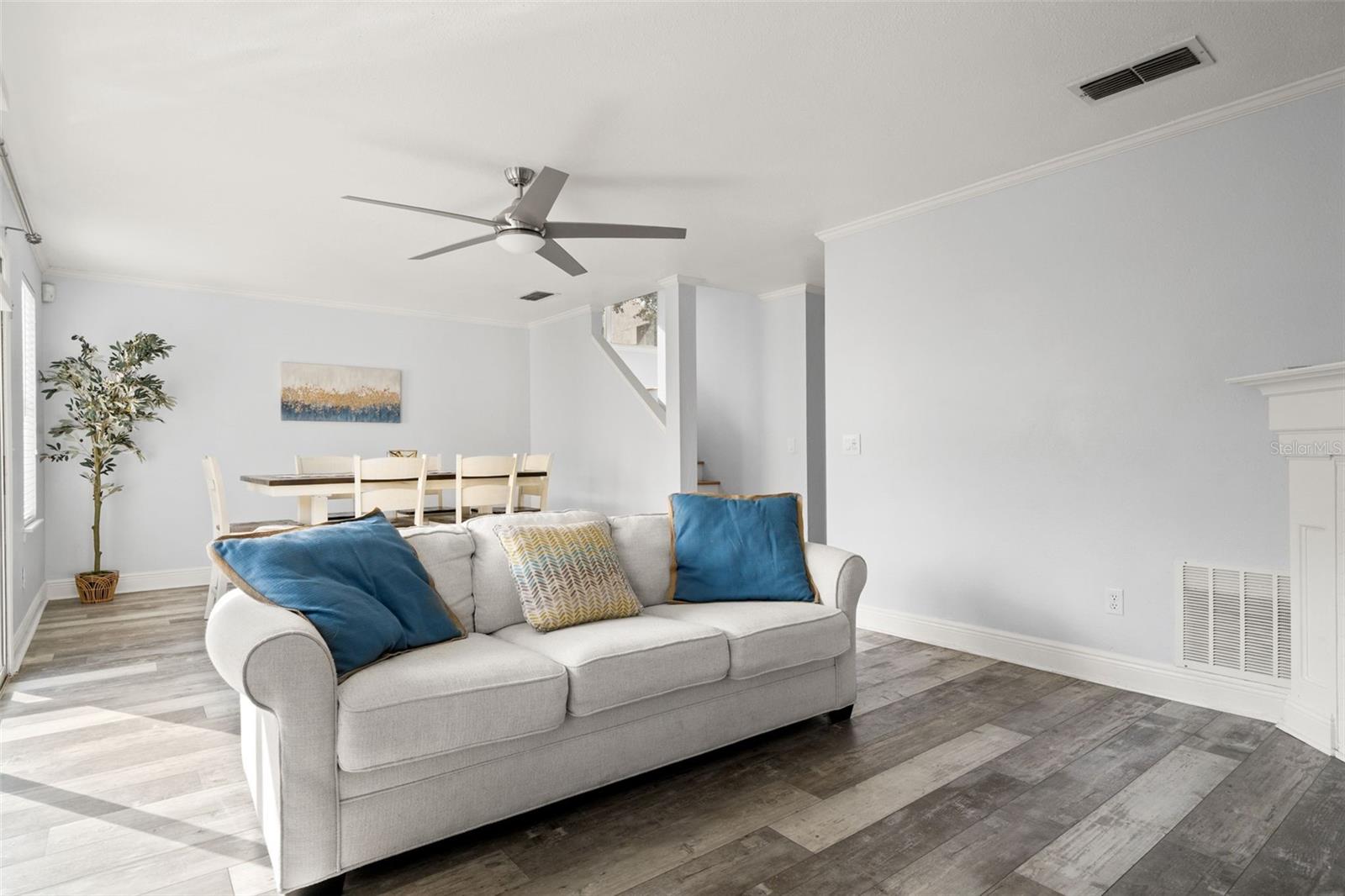 3416 CYPRESS HEAD CT