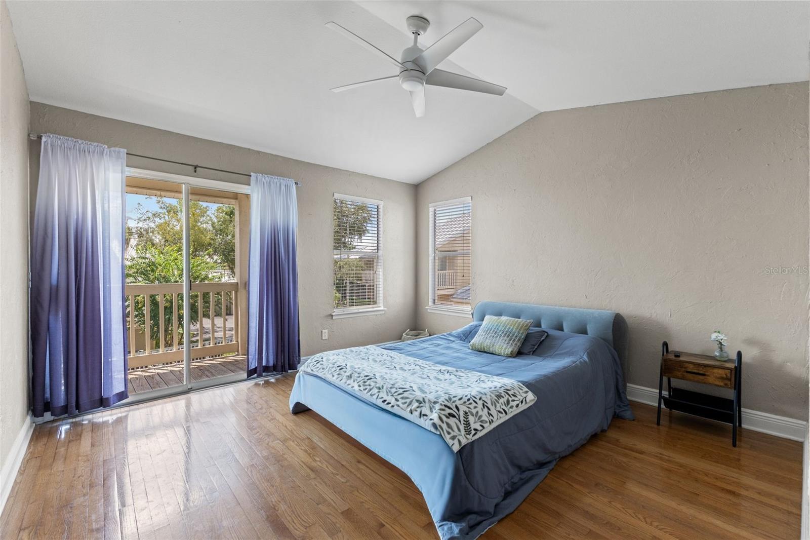 3416 CYPRESS HEAD CT