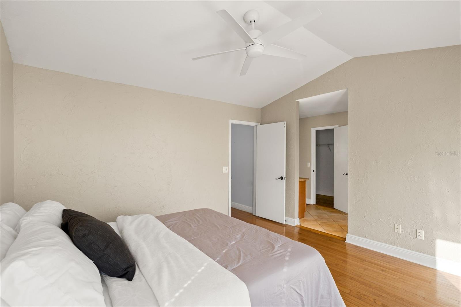 3416 CYPRESS HEAD CT