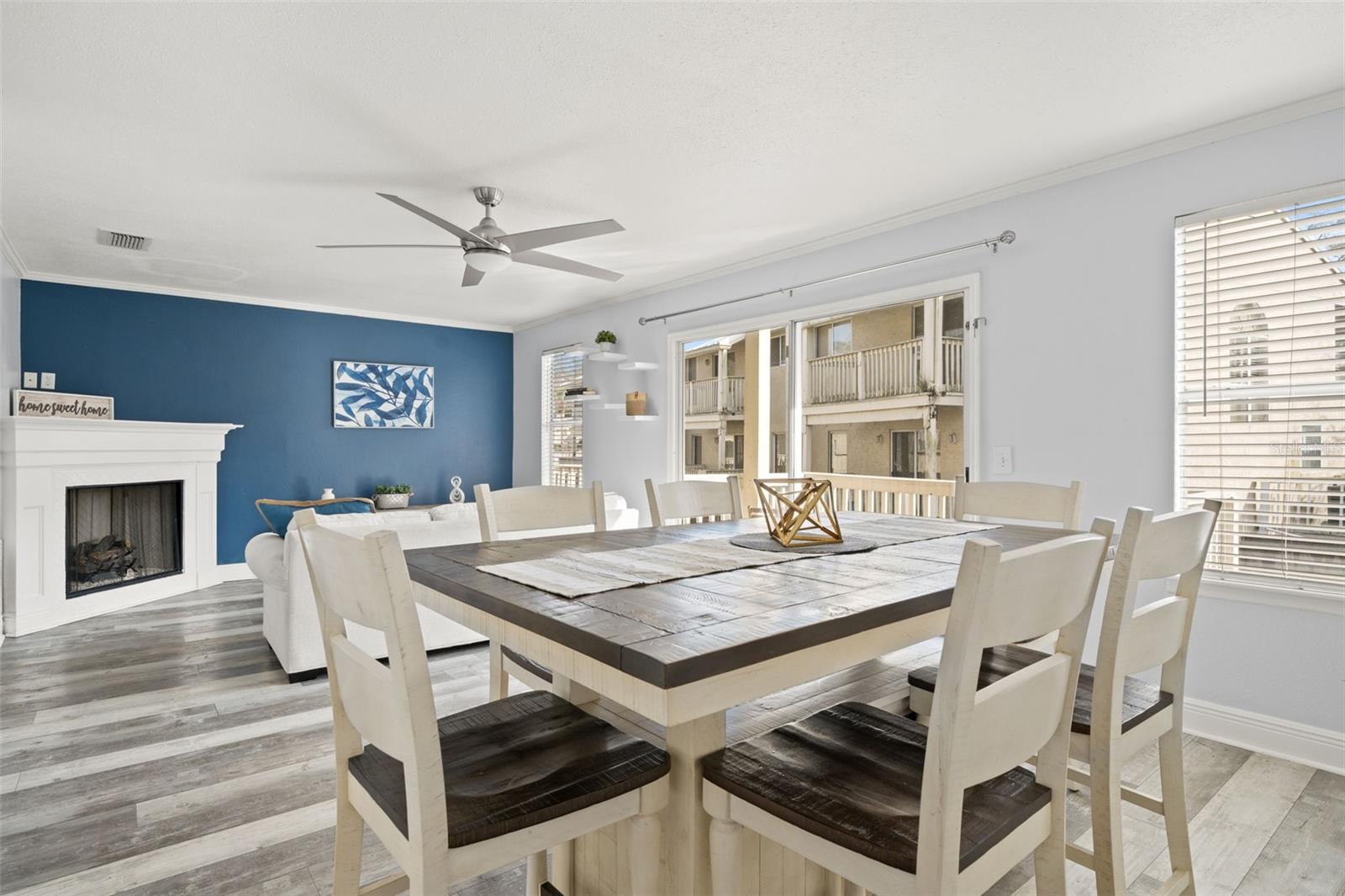 3416 CYPRESS HEAD CT