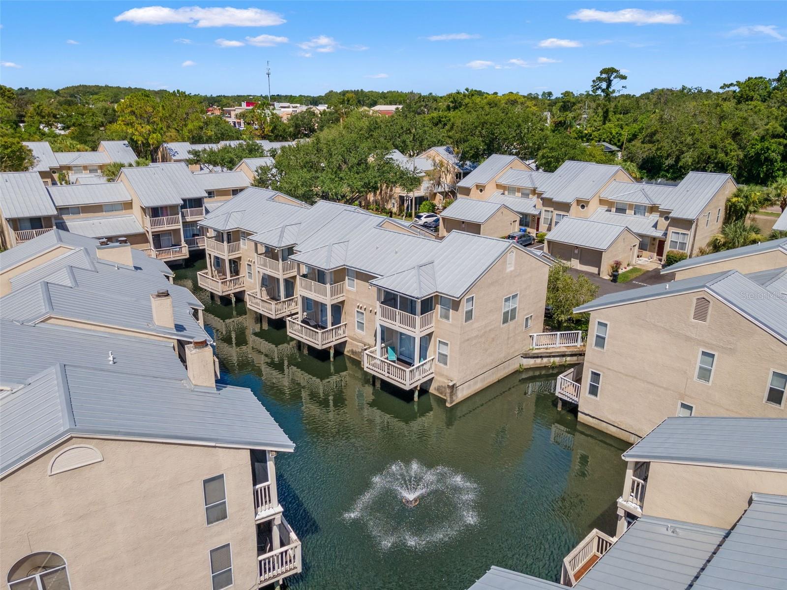 3416 CYPRESS HEAD CT