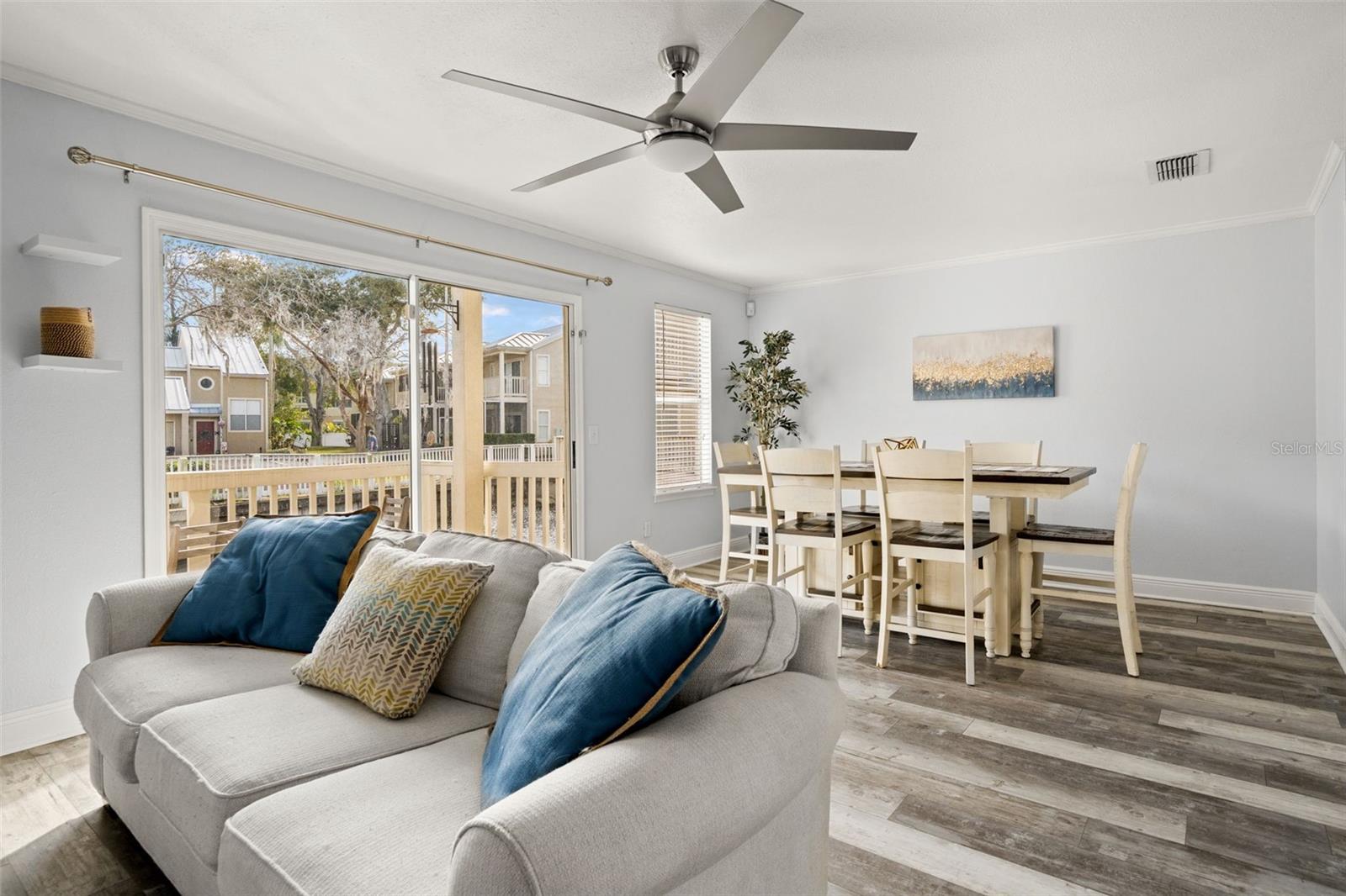 3416 CYPRESS HEAD CT