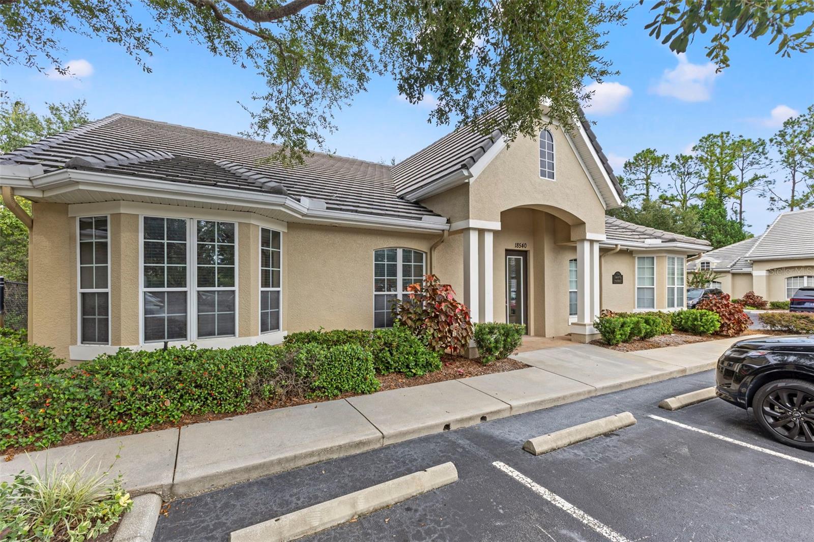 18544 N DALE MABRY HWY