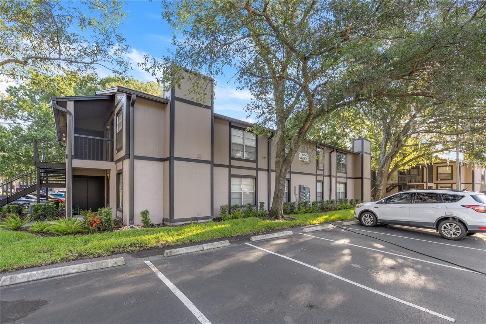 4004 DREAM OAK PL #203