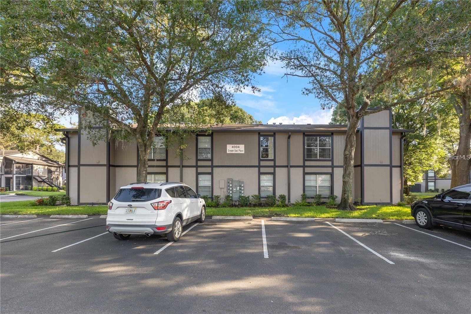 4004 DREAM OAK PL #203